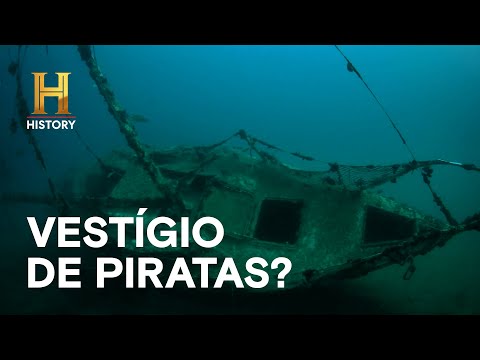 Leia mais sobre o artigo Pedra retangular pertence ao antigo navio pirata perdido? | A MALDIÇÃO DO TRIÂNGULO DAS BERMUDAS